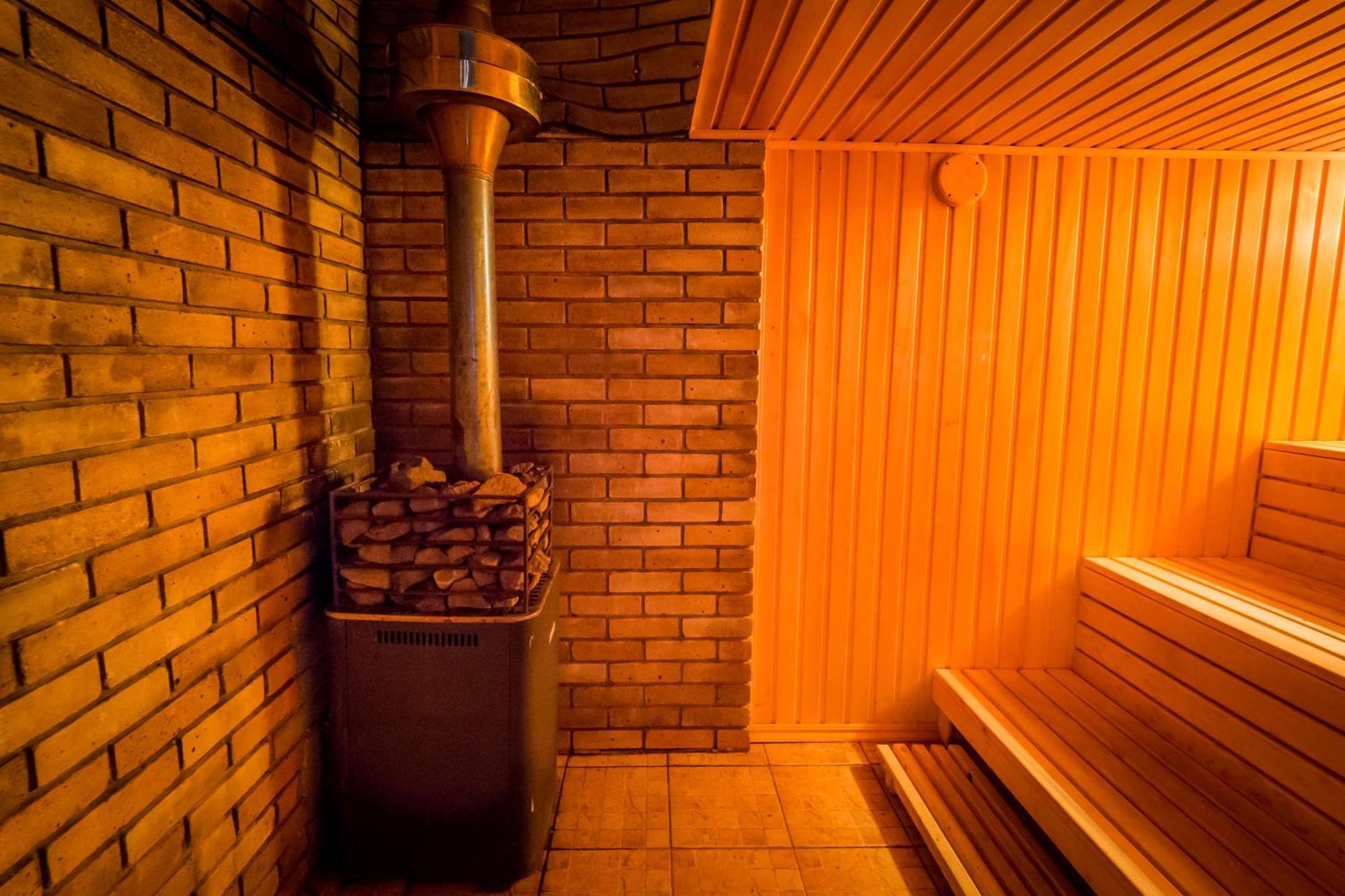 Арніка Hotel Synevyrsʼka Polyana Eksteriør billede